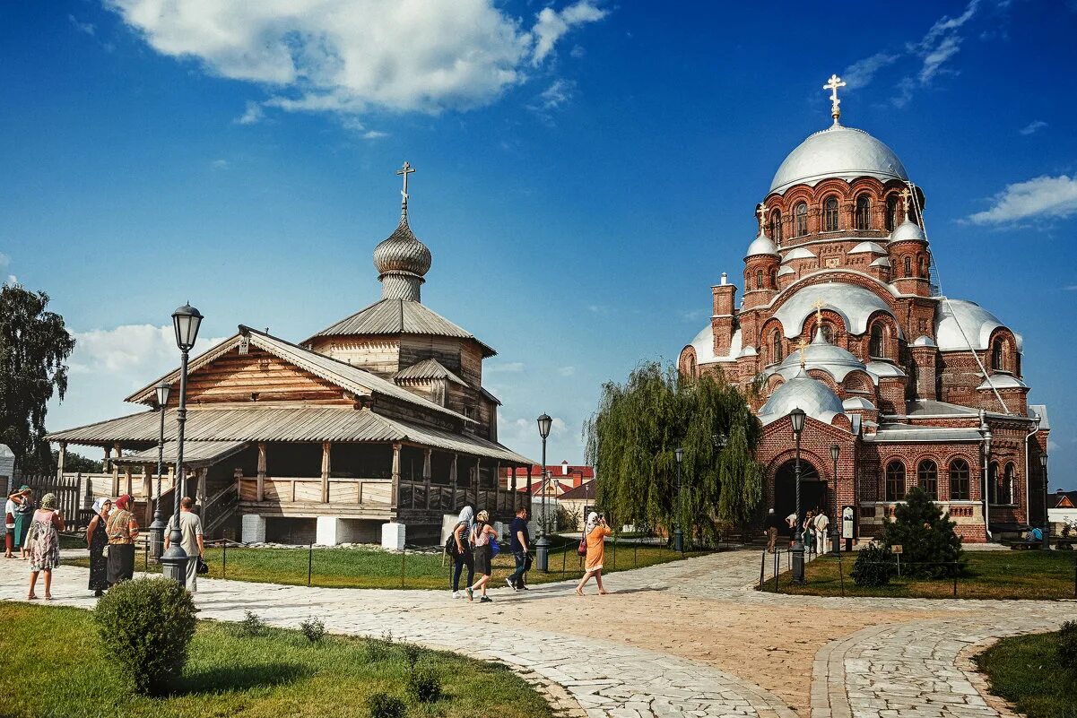 Свияжск россия. Остров Свияжск. Остров Свияжск в Казани. Свияжск Казань экскурсия. Казань Свияжск лето.