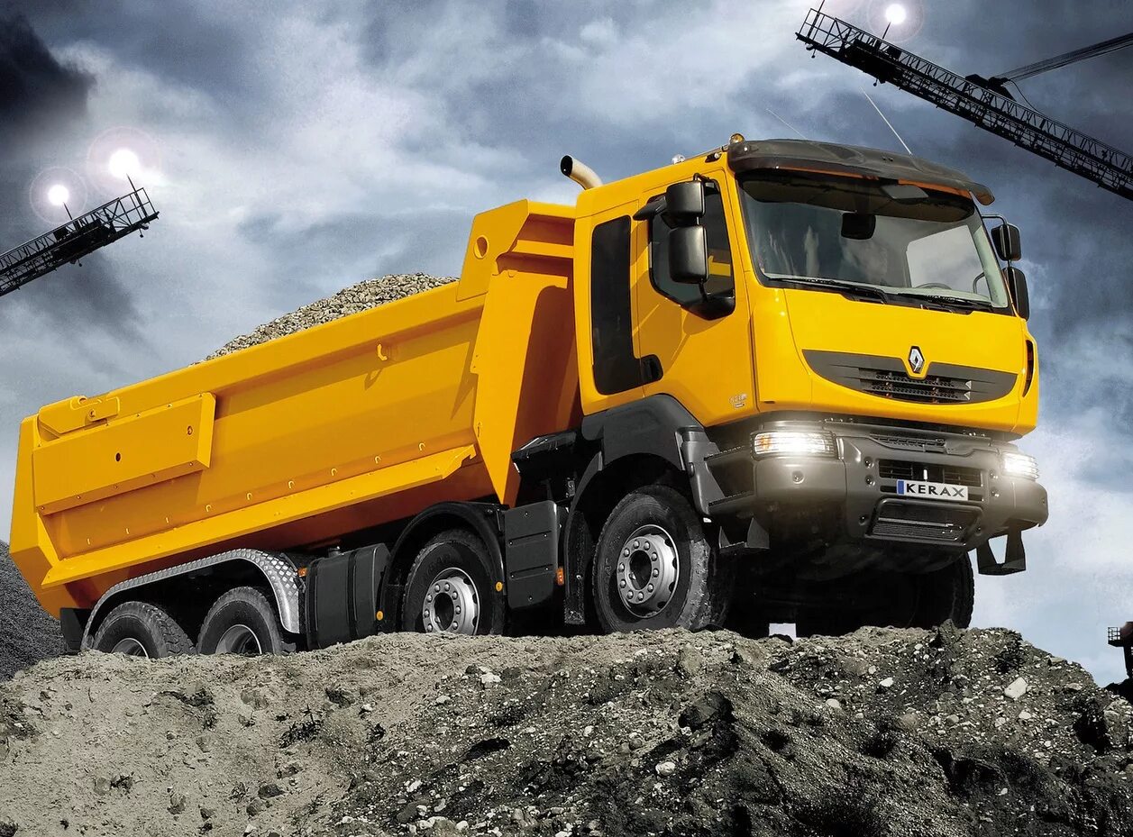 Самосвал renault. Renault Kerax 8x4. Рено Керакс 8х4 самосвал. Рено самосвал 6х4. Renault Kerax 6x4 самосвал.