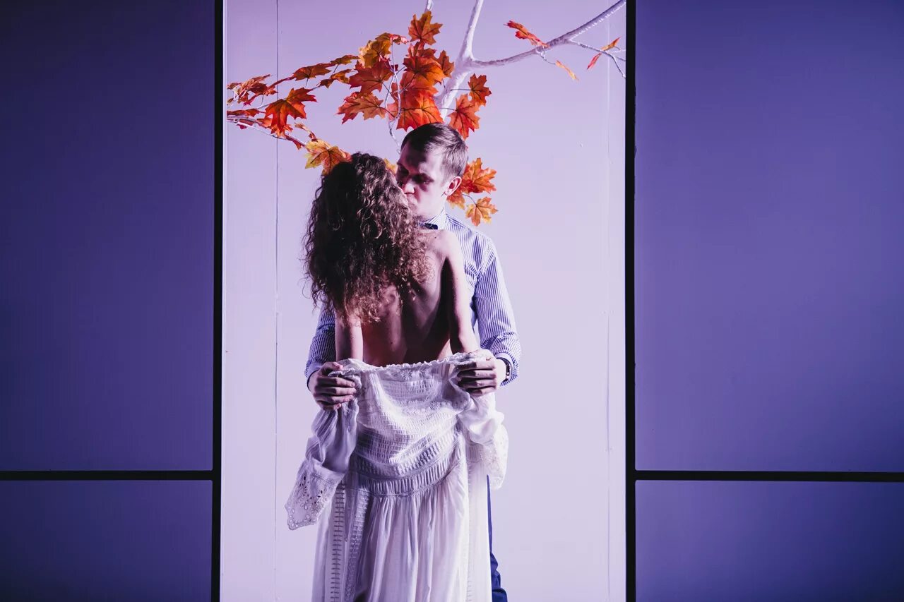 тектоника чувств чебоксары. клавдия качусова красный факел. илья музыко красный факел. тектоника чувств спектакль красный факел. тектоника чувств красный факел актеры.