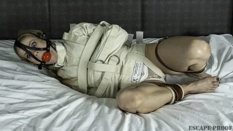 Straitjacketed=Sjluh Bondage-Porn Pics-Sex