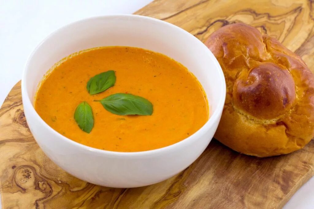 Суп пюре из печени куриной. Печёночный суп пюре. пюре из жирамона. суп пюре из печени.