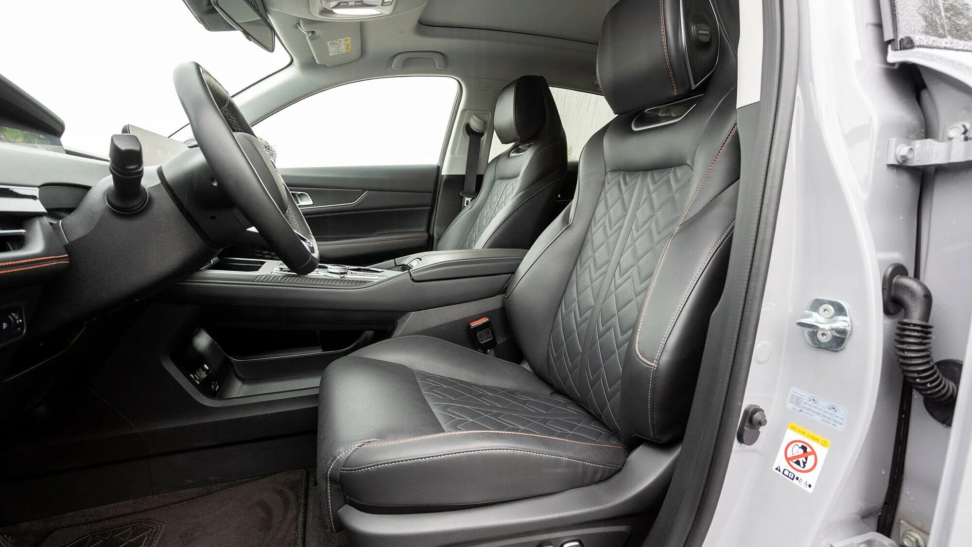 Changan uni-k 2. Китайский кроссовер changan uni-k. Юникей чанган 2022. Changan uni v тест. Changan uni v тест.