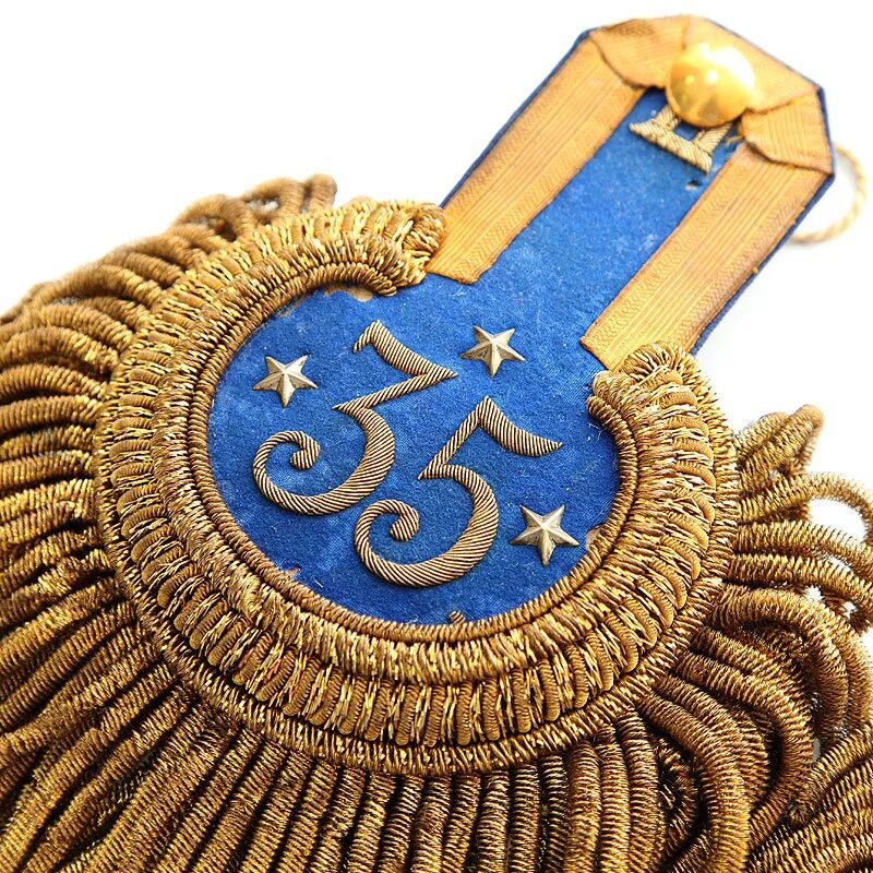 Эполеты полковника 1812 года. Генерал-фельдмаршал 1812 эполеты. Эполеты полковника 1812 года. Эполеты гусар. Адмирал нахимов эполеты.