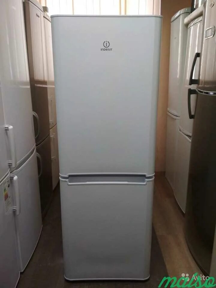 Холодильник Индезит 16. Модели холодильников Индезит двухкамерный. Холодильник индезит двухкамерный модели