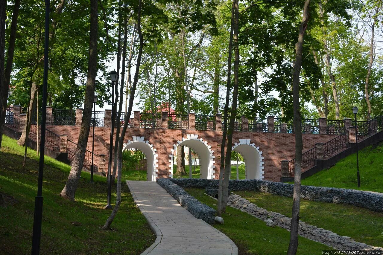 Старое никольское. Усадьба старо-никольское в поселке первомайское. Усадьба старо никольское парк. Усадьба староникольское в первомайском. Старо никольское первомайское.