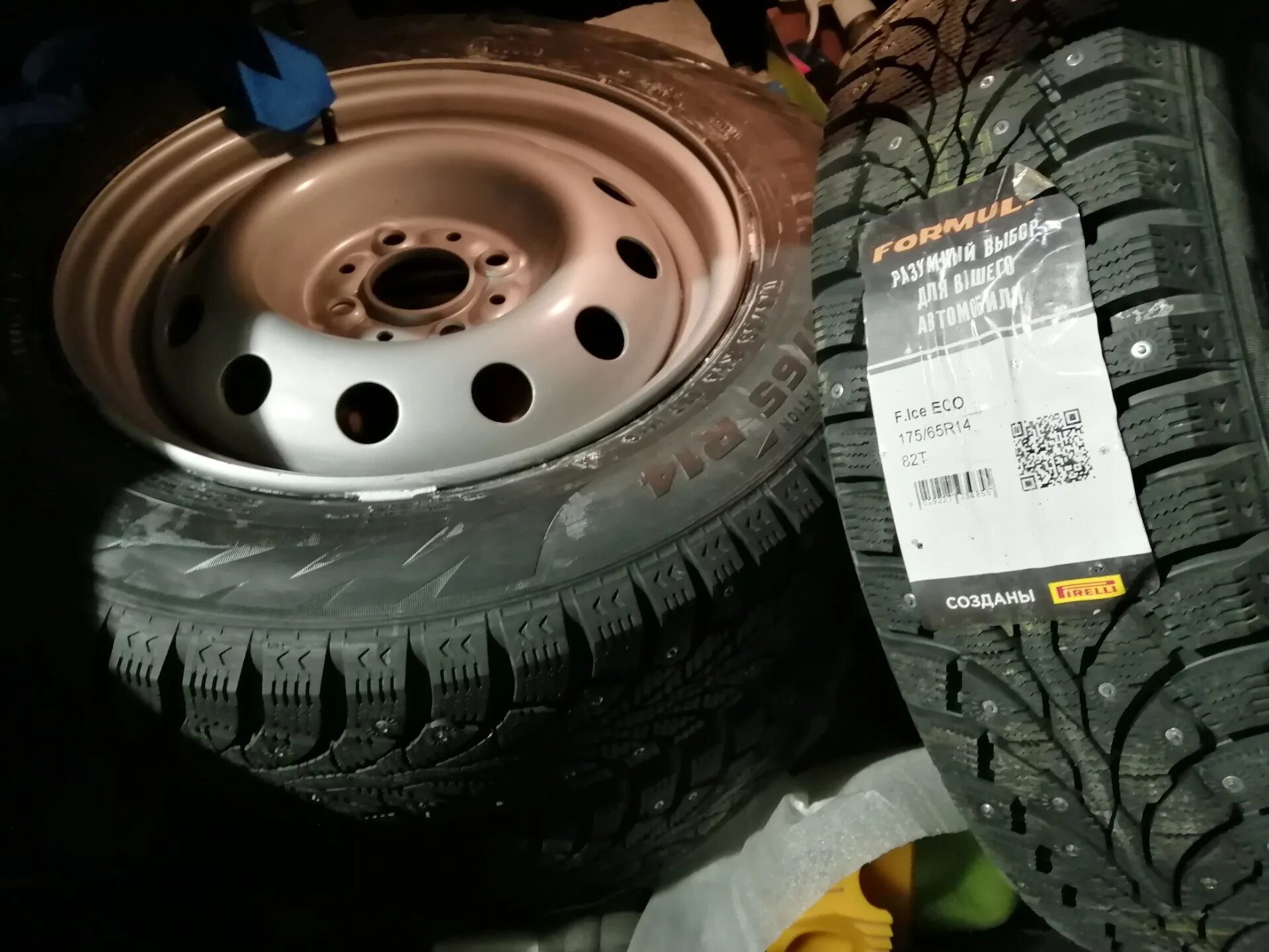 Куплю колеса 175 65 14. Formula Ice 175/65 r14. Pirelli Formula Ice r14. Formula 175/65r14 82t Formula Ice. Pirelli Formula Ice 175/65 r14.