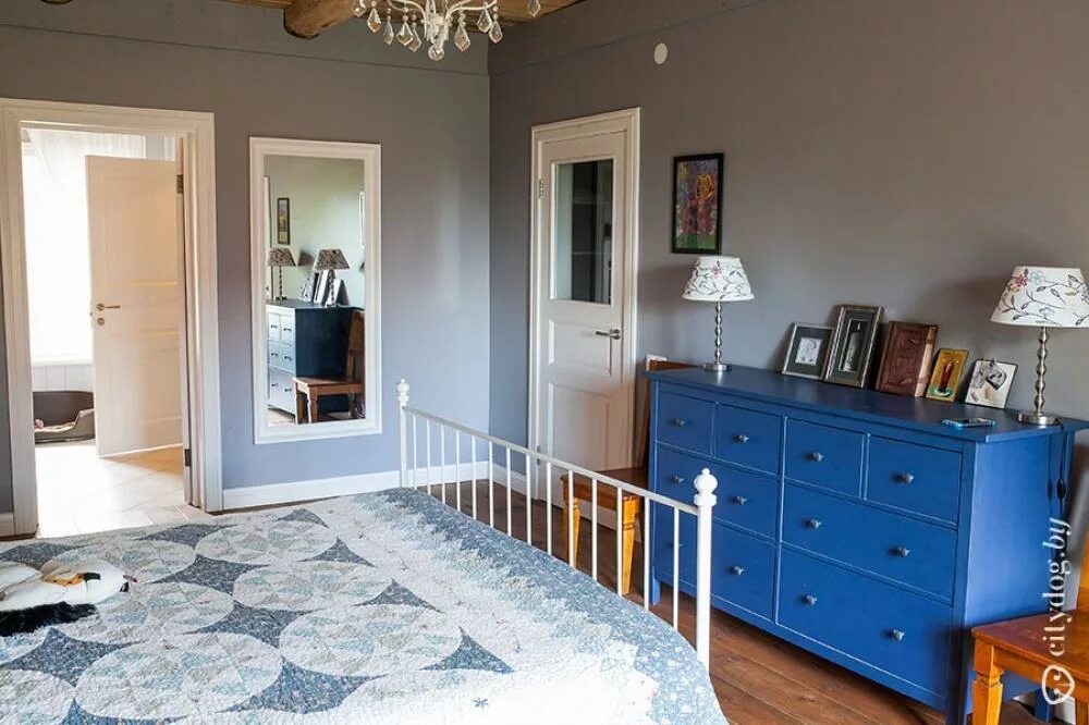 Переделка старого деревенского домика. Комната до и после. Преображение дома. Преображение старого дачного домика. Преображение дачного домика.