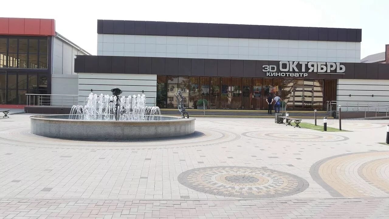 Кореновск самолет памятник. Стекло кореновск. Стекло кореновск. Рынок кореновск. Кореновск въезд.