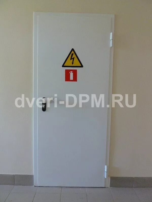 20 птээп. Электрощитовая в противопожарная. Двери металлические для электрощитовой. Металлическая дверь в электрощитовую 200см. Таблички на дверях помещений по пожарной безопасности.