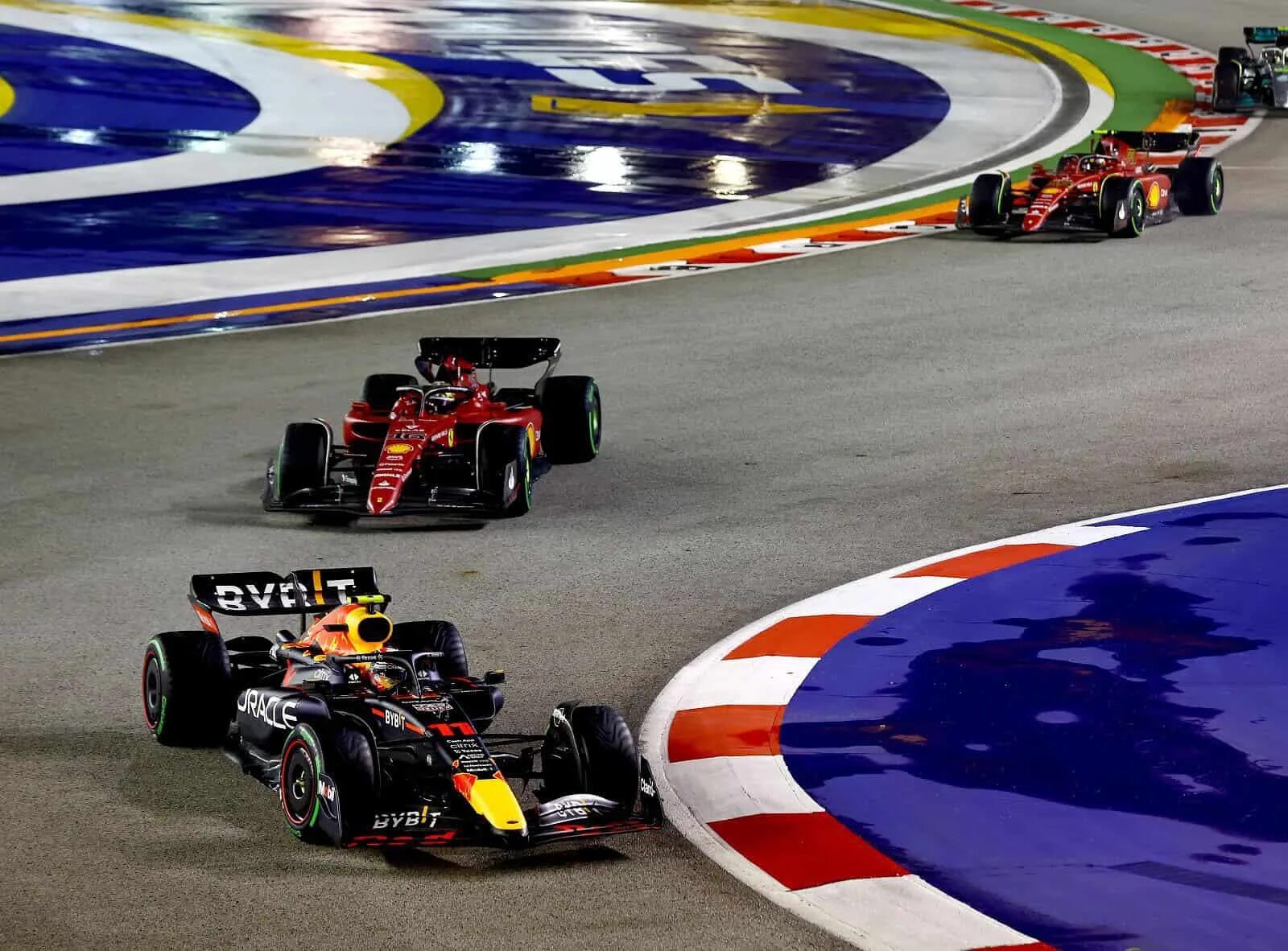 Формула 1 результаты последней гонки. Формула 1 2023 Гран при Сингапура. Формула 1 Гран при Сингапура. Гран при Сингапура 2022. Red bull f1 2022.