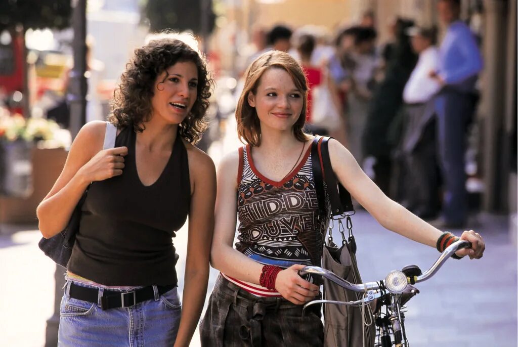 девочки сверху 1. фильм девочки сверху 2001 'германия'. девочки сверху (фильм, 1985). девочки сверху фильм 2001. диана амфт девочки сверху.