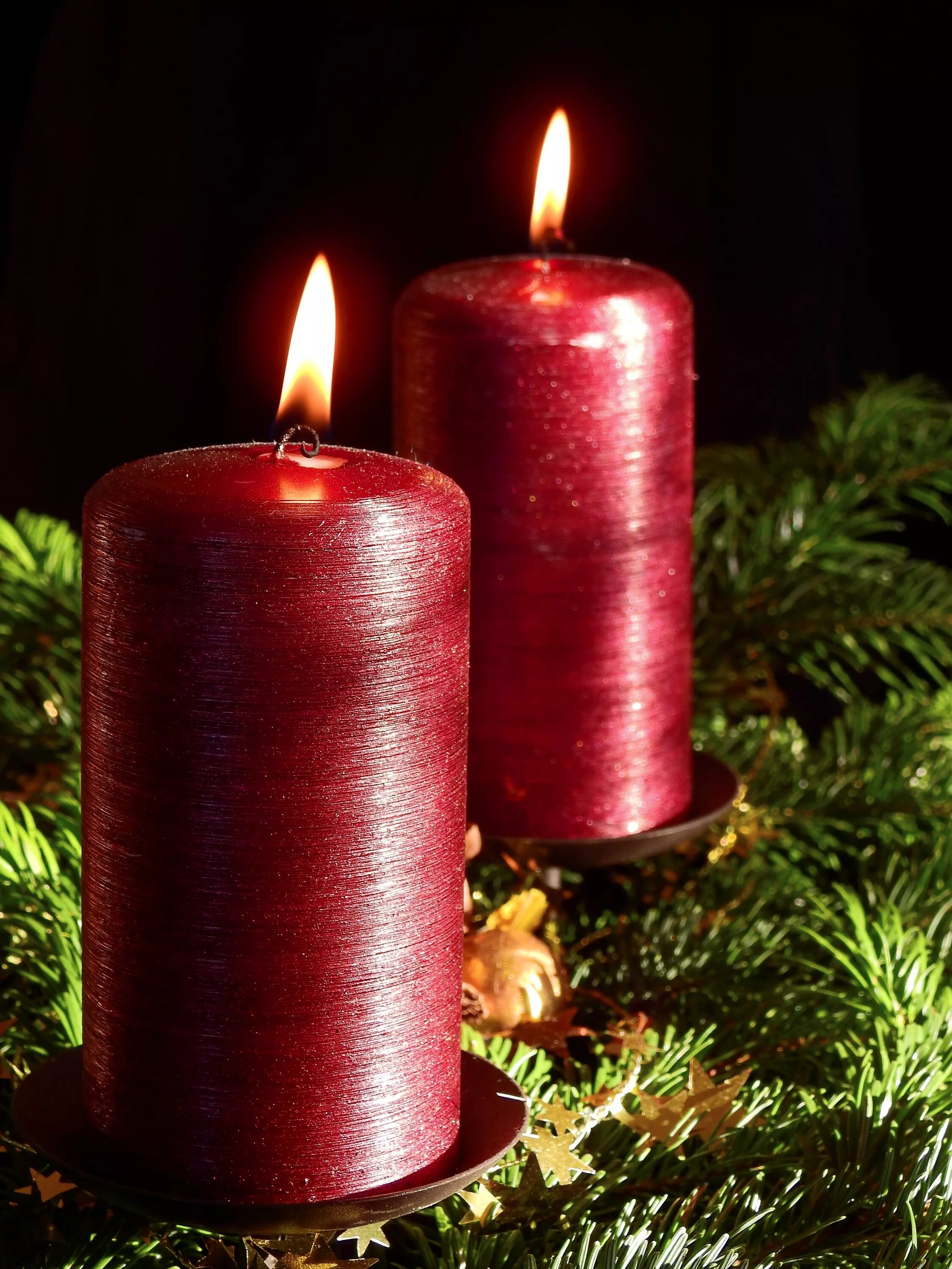 Красная свеча. Красивые свечи. Новогодняя свеча. Самые красивые свечи. Что означает красная свеча
