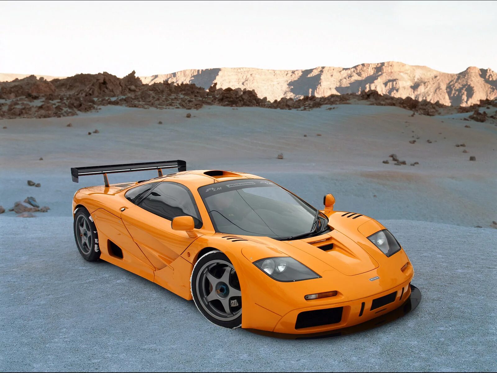 Автомобиля v 1. MCLAREN f1 LM. MCLAREN f1 LM 1995. MCLAREN p1 LM. Maclaren f1.