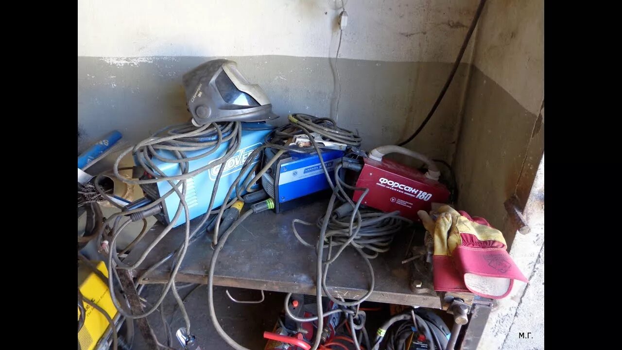 Провод для сварочного аппарата сечение 25 мм. Сечение кабеля для сварочного аппарата 190 ампер. Сечение кабеля для сварочного инвертора ресанта 220. Сечение сварочного кабеля таблица. Какой должен быть длиной сварочный кабель.