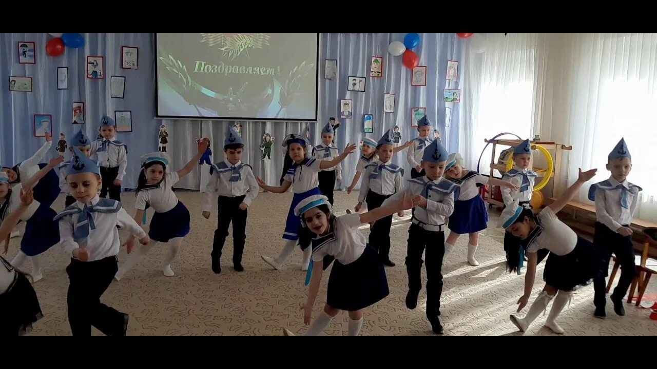 Танец бескозырка в детском саду старшая. Танец бескозырка белая. танец бескозырка белая  нха надежда чунский район. город алейск 15 детский сад. танец бескозырка славянск на кубани.