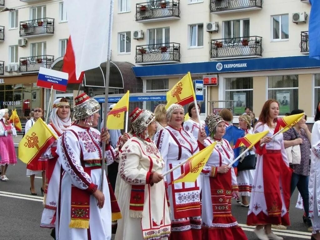 24 июня праздник в чувашии программа. 24 июня день республики чувашия. театрализованное шествие. праздники чувашия государственные. чувашия столица народ.