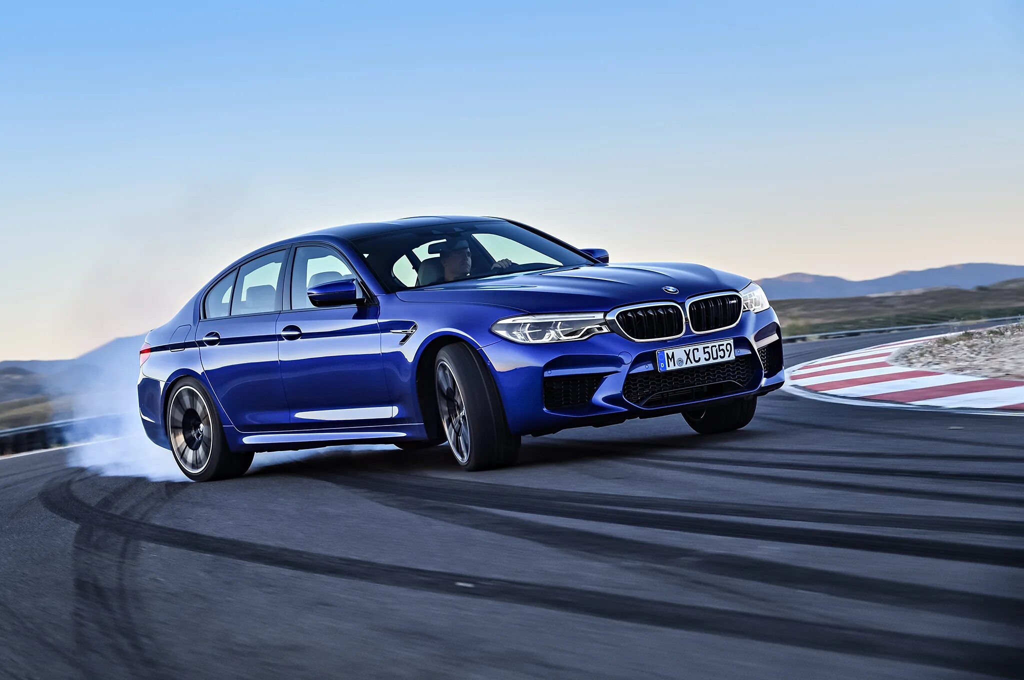 Ф90 2018. Bmw m5 f90. bmw m5 2018. bmw m5 f90 2018. bmw m5 f90 m.