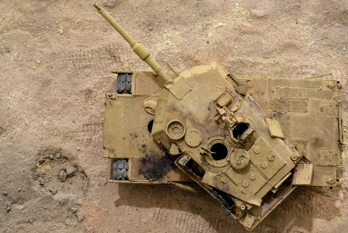 M1 abrams референс. Абрамс м1а2 сверху. Абрамс сверху. M1 abrams башня. M1a2 c 1\35 rfm.