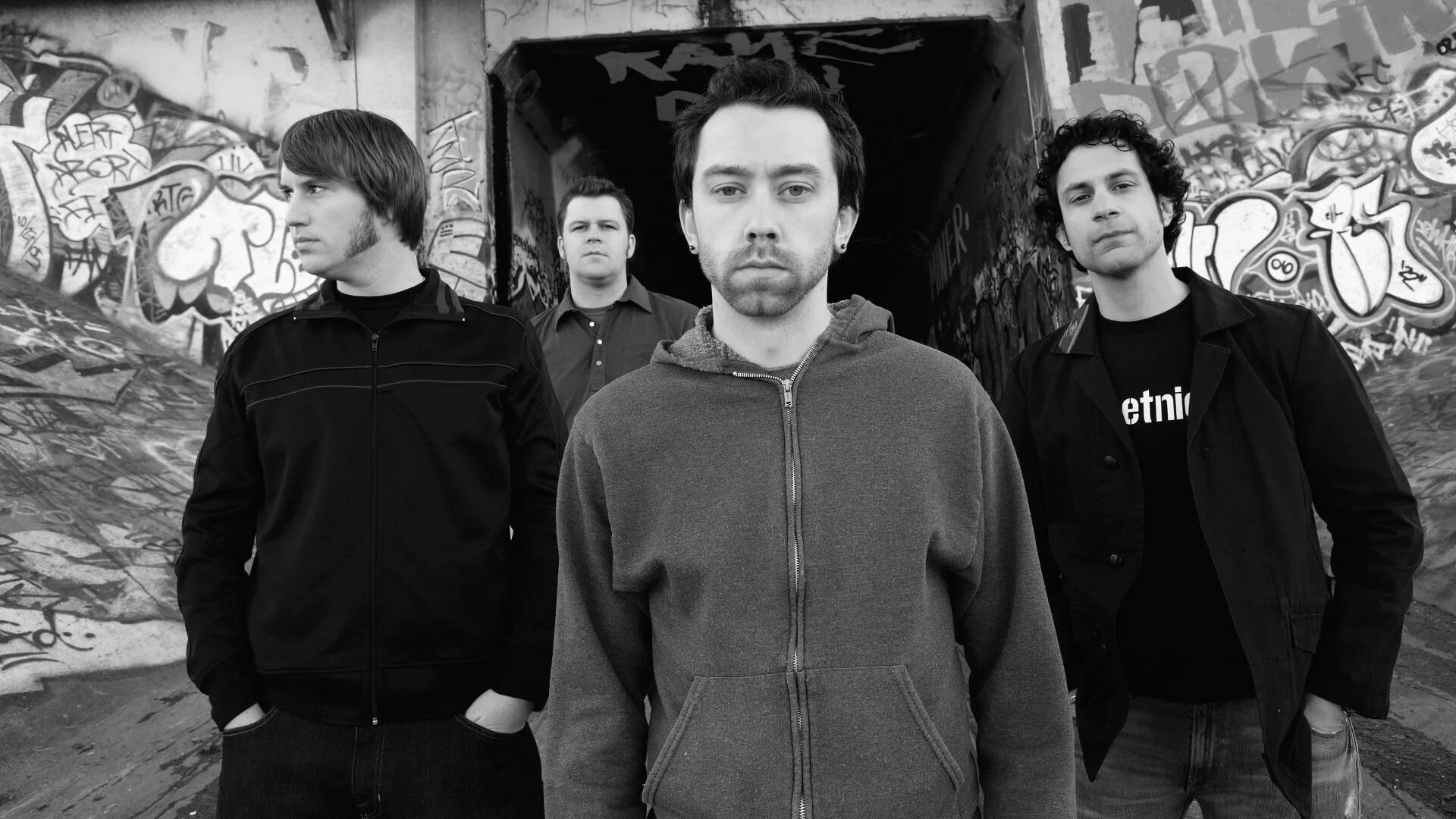 Rise against солист. Rise группа. Rise against солист. Rise группа слушать. Rise against 2003.