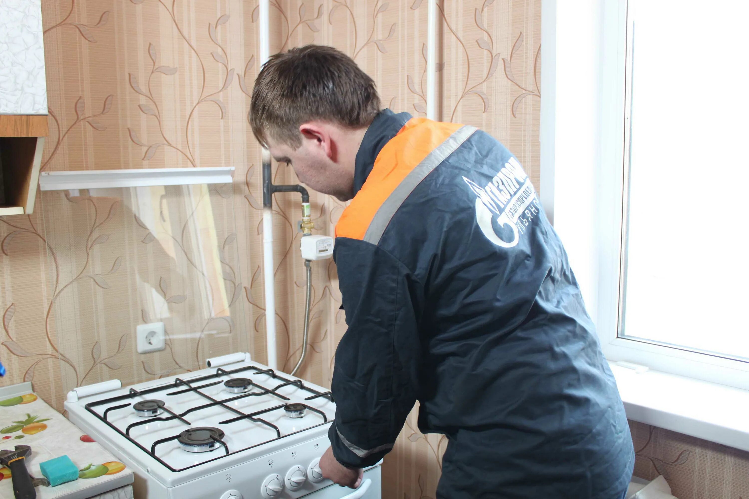 Установить дома газовую плиту