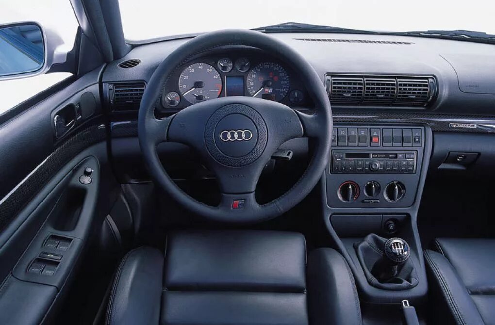 Ауди а4 б5 2000 года. Audi a4 1996. Audi a4 b5 1996. Audi a4 b5 1999. Audi a4 b5 1995.