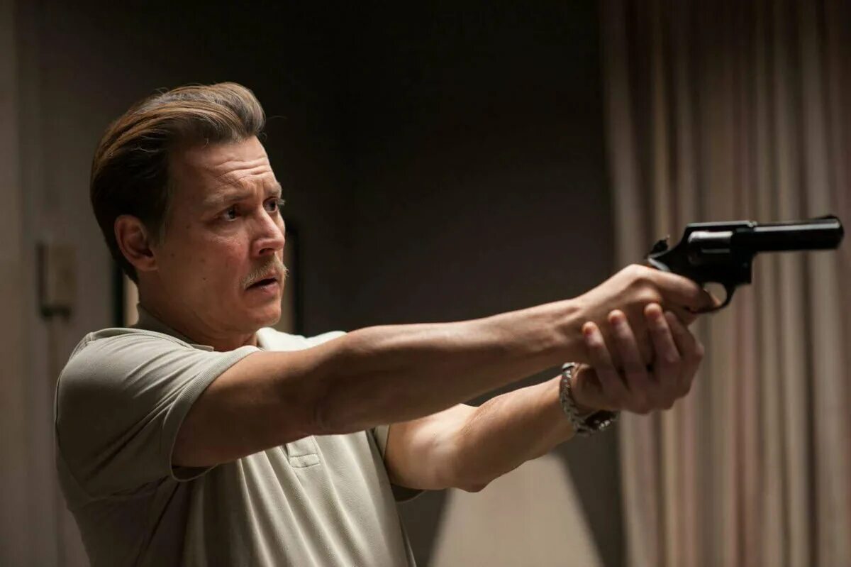 город лжи фильм 2018. город лжи фильм 2021. джонни депп в фильме город лжи. город лжи фильм 2018. город лжи 2022.