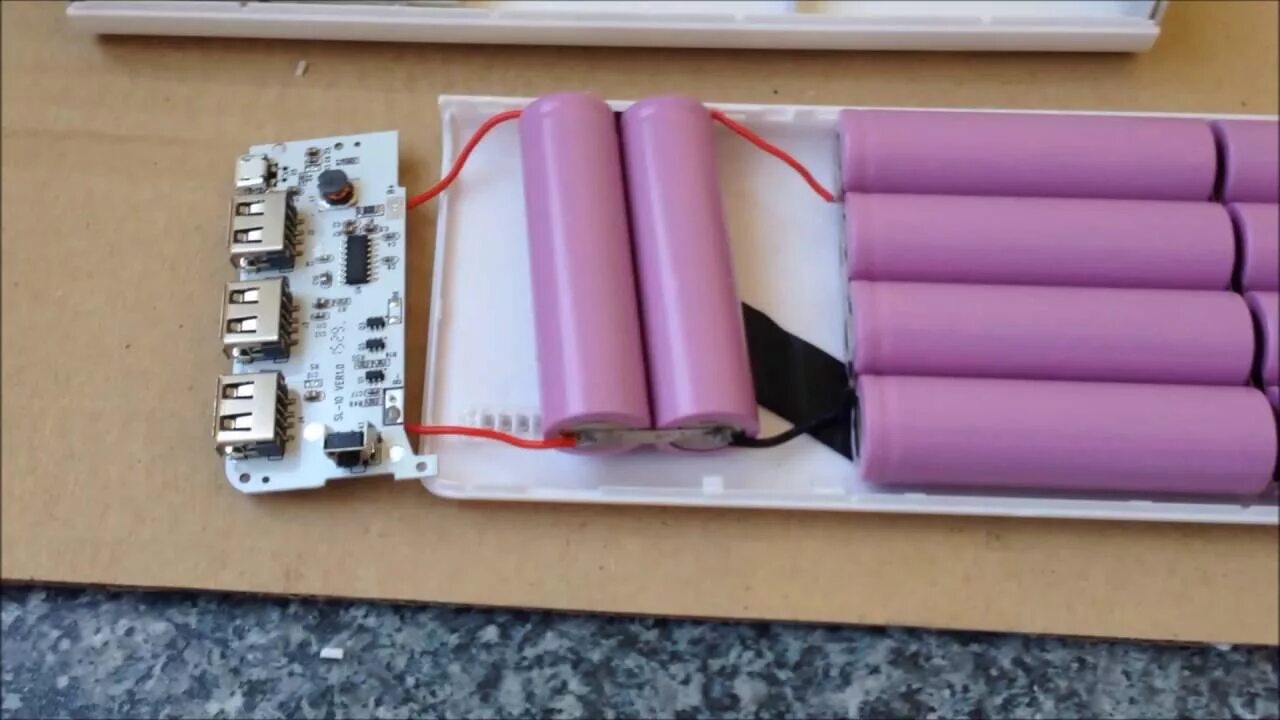 Как разобрать пауэр. Dexp power bank 10000mah. разобрать пауэр банк. разобрать повербанк dexp. power bank dexp 10000.