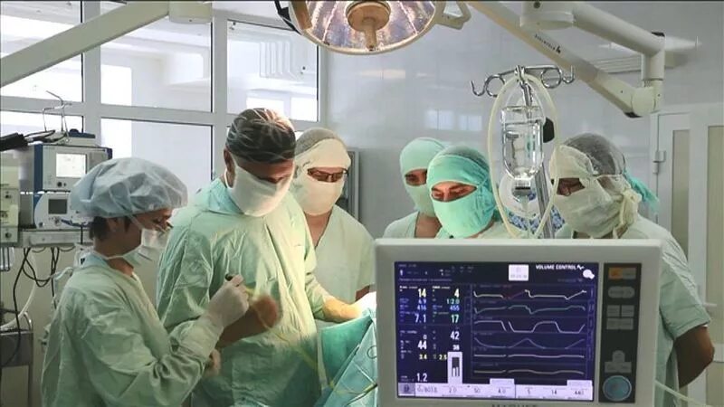 Кардиоцентр. Нейрохирург волгоград кардиоцентр. Операция по пересадке трансплантатов на ножке сургута. Центр электронного медицинского образования волггму. Главный нейрохирург волгограда.