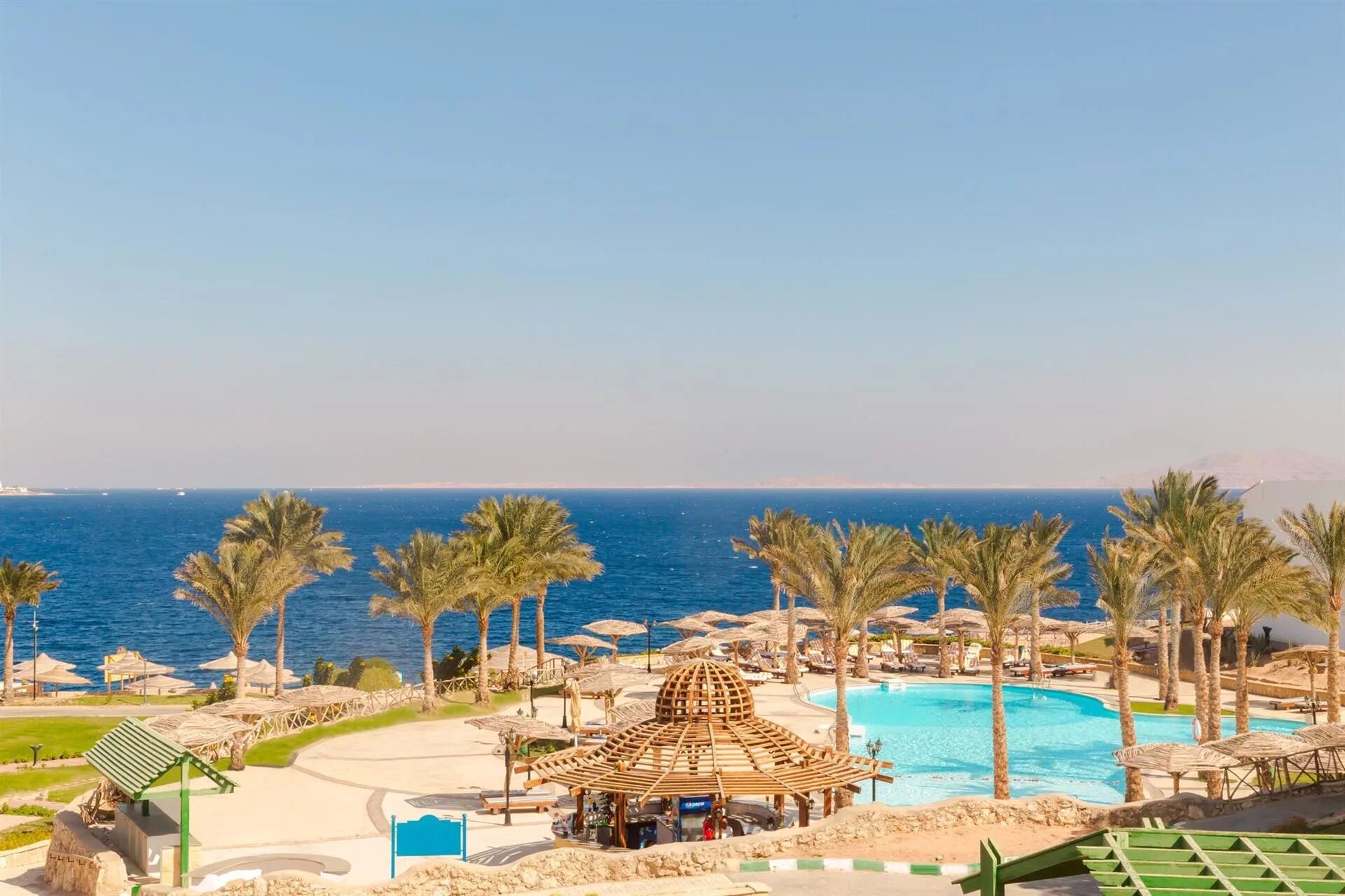 Coral beach отзывы. Египет Шарм-Эль-Шейх Корал Бич Ресорт тиран. Coral Beach Resort Tiran 4. Coral Beach Tiran Sharm el Sheikh 4. Coral Beach Tiran Rotana Resort 4.