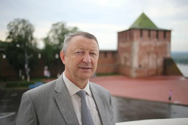 Шахов борис евгеньевич. Е шахов. Е шахов. Петров николай васильевич живой космос. Численные методы фото.