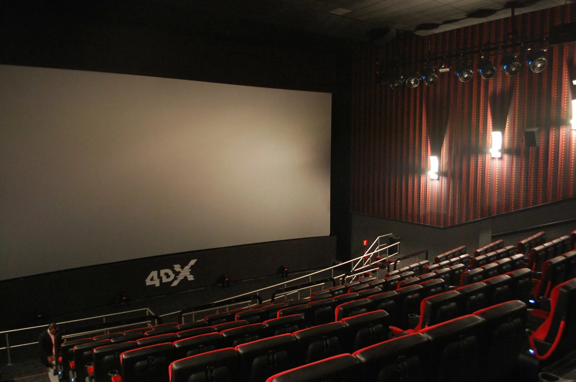 Кинотеатр Войковская Метрополис 4dx. 4dx зал Синема парка. 4dx зал Синема парк. Премиум зал Метрополис кинотеатр.