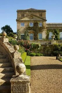 Old money house