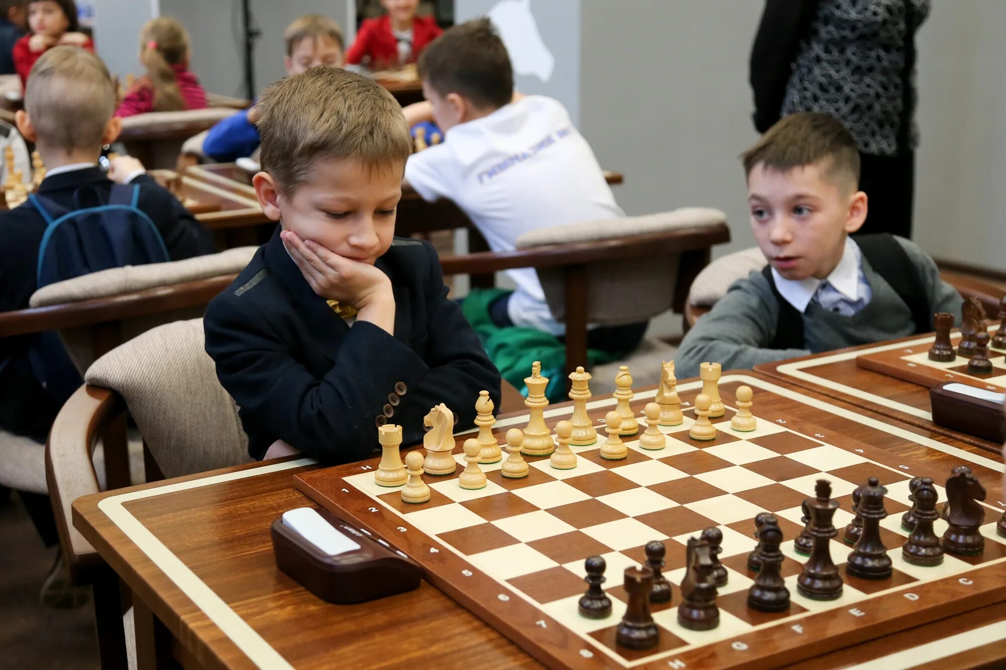 О шахмате. Школа 2200 шахматы Бортенев. Шахматы в школе.