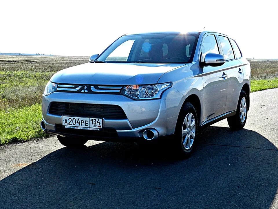 Мицубиси аутлендер московская область. Mitsubishi Outlander invite. Аутлендер 601. U0401 Mitsubishi Outlander. Митсубиси Аутлендер 1010.