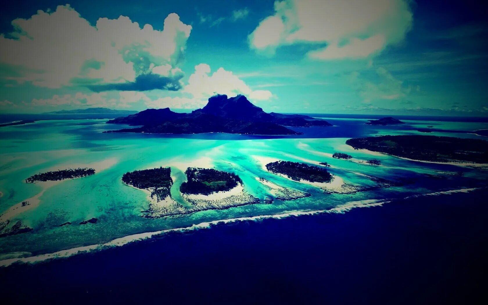 Остров обои айфон. Острова Тихого океана. Море красота острова. Самый красивый океан в мире. Остров в океане обои.