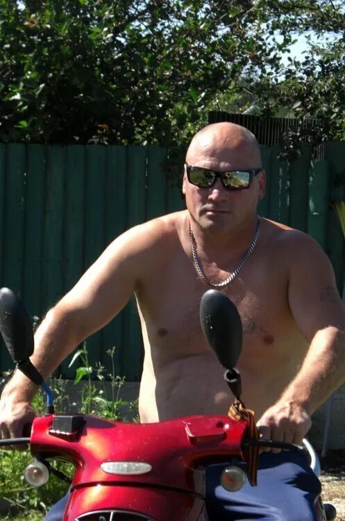 Просто и вкусно с олегом томилиным. Просто и вкусно с олегом томилиным. Пицца на сковороде за 10 минут. Просто и вкусно с олегом томилиным. Просто и вкусно с олегом томилиным.