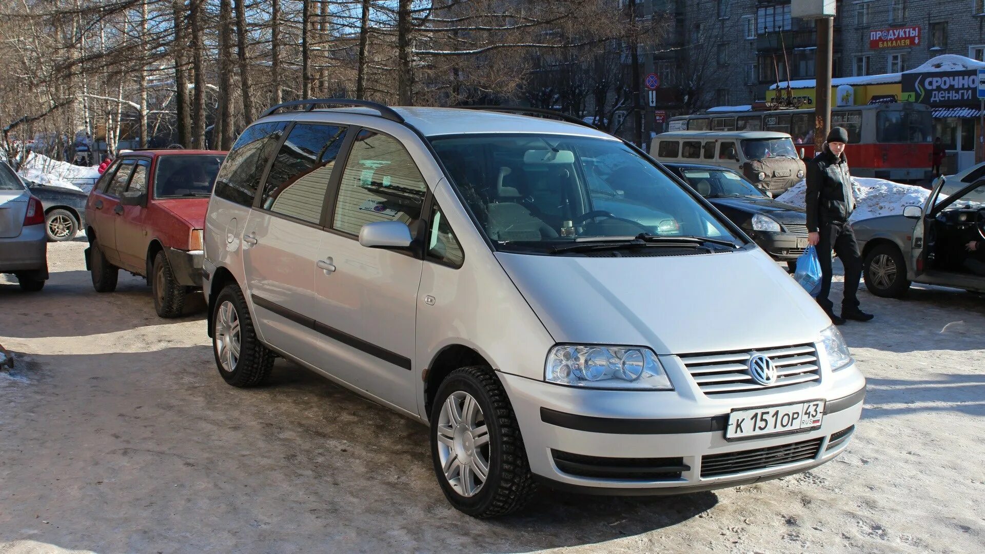 Красная цифра 1 volkswagen sharan 2003. Фольксваген шаран 2003. Фольксваген шаран 2003г. Фольксваген шаран 2003. Шаран 2003 год.