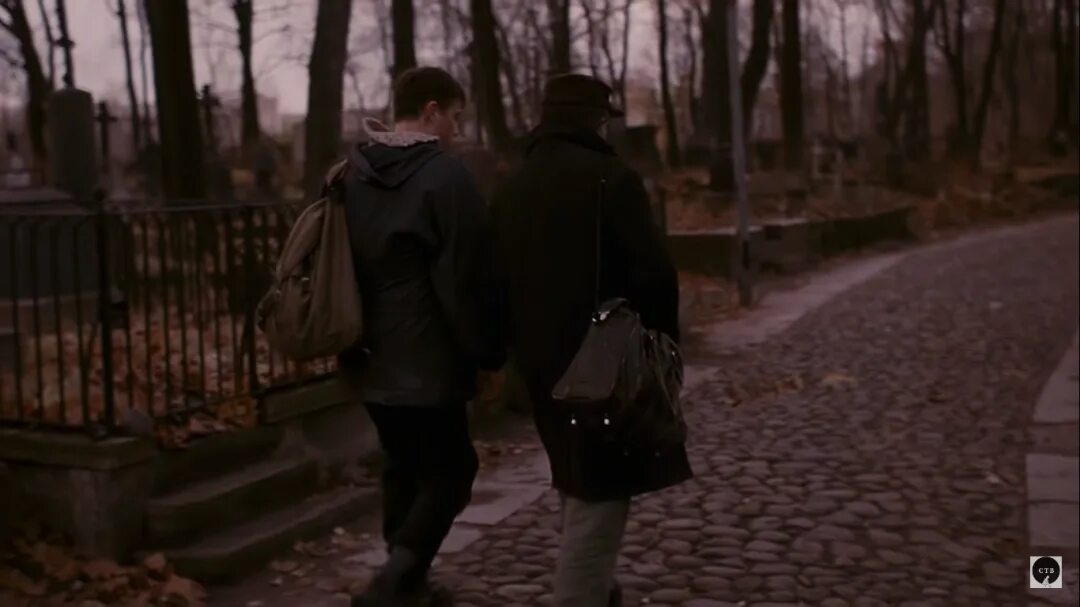 Где снимался клип добро мне не страшно. Странная картинки из клипа. Группа dabro. Где снимался клип добро мне не страшно. Машина в клипе юность добро.