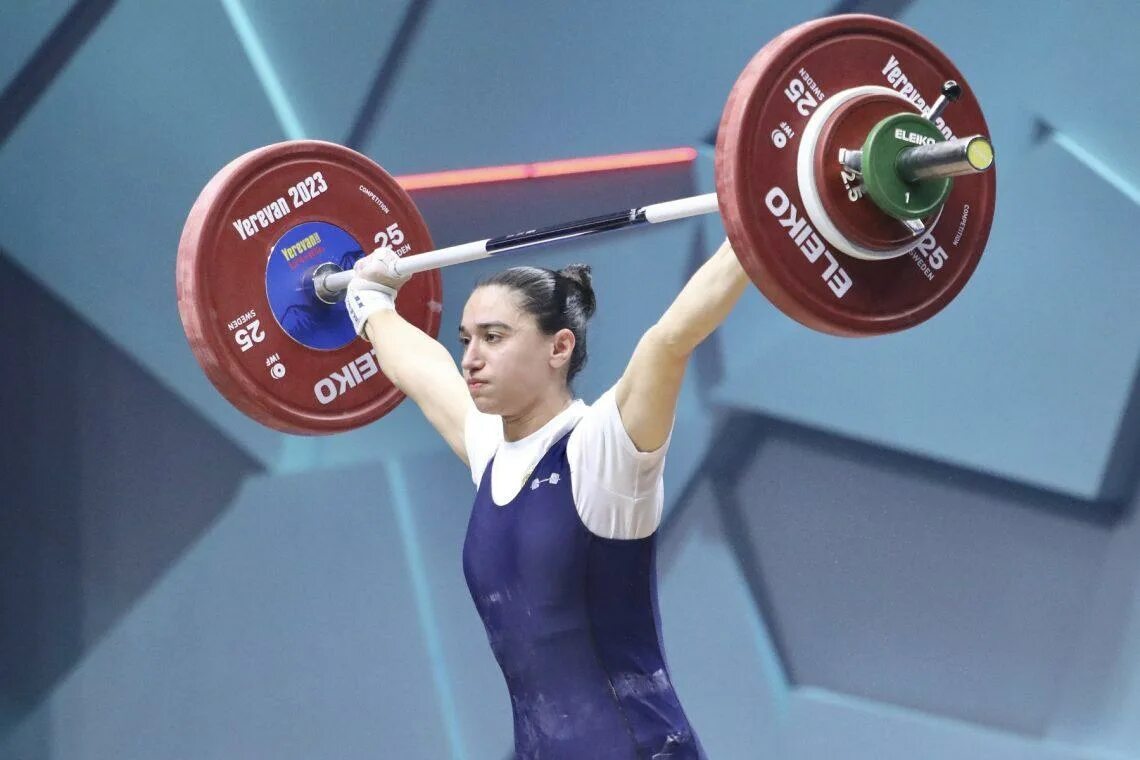 Ангел русев тяжелая атлетика. Чемпионат европы по тяжелой атлетике 2024. Чемпионат европы по тяжелой атлетике в москве. Чемпионат тяжелая атлетика 2021. Сборная армении по тяжелой атлетике.