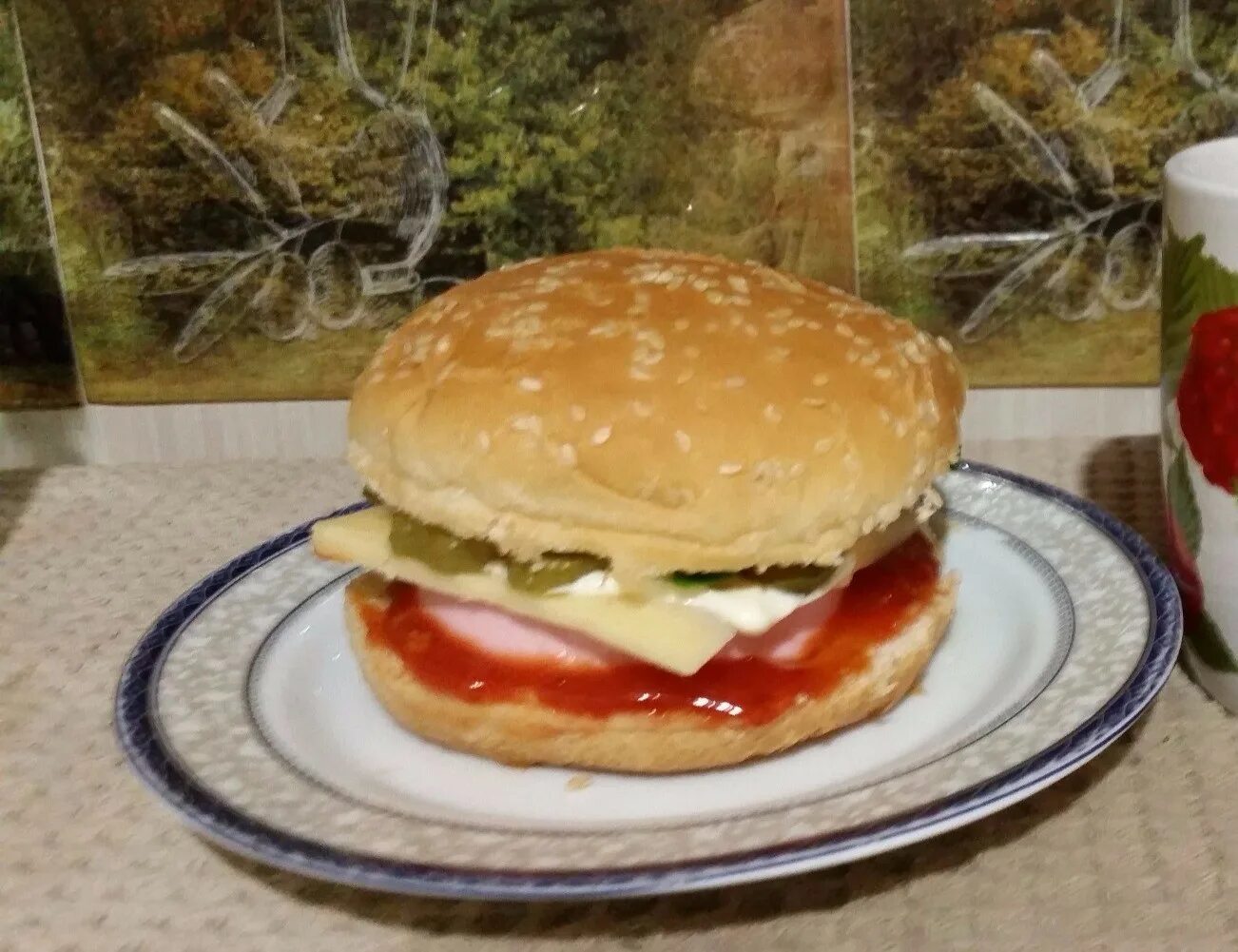 Mum shares her genius DIY McDonald's 'Big Mac' recipe Burger recipes beef, Fast 