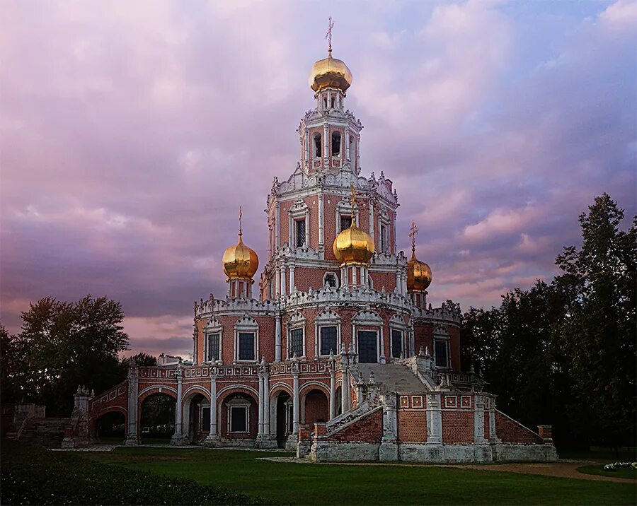 Церковь Покрова в Филях. Храм в Филях нарышкинское Барокко. Московская Церковь Покрова в Филях 17 век. Церковь в Филях нарышкинское Барокко Архитектор.