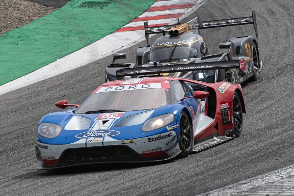 Гоночная машина с препятствиями. Форд gt Леман. Форд ГТ Леман 2020. Ford gt Lemans winner. Порше 2000 Ле ман.
