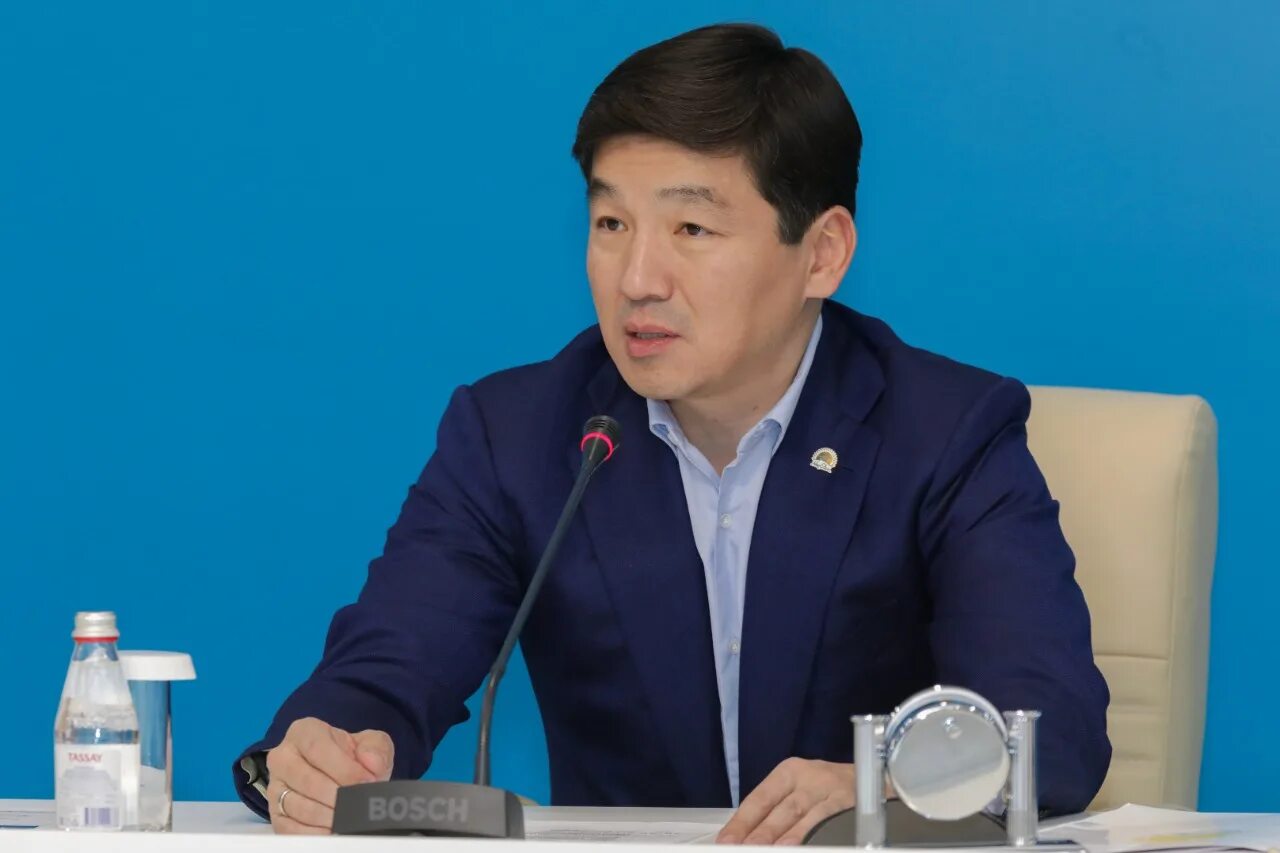 Байбек бауыржан жена. Байбеков довлетбий. Байбек машина. Байбек 2024. Байбек 2024.