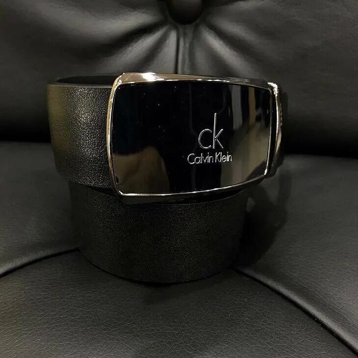 Calvin Klein аксессуары 2022. Calvin Klein Black Luxury redefined. Calvin Klein Uzza. Calvin Klein аксессуары мужские. Calvin klein купить оригинал