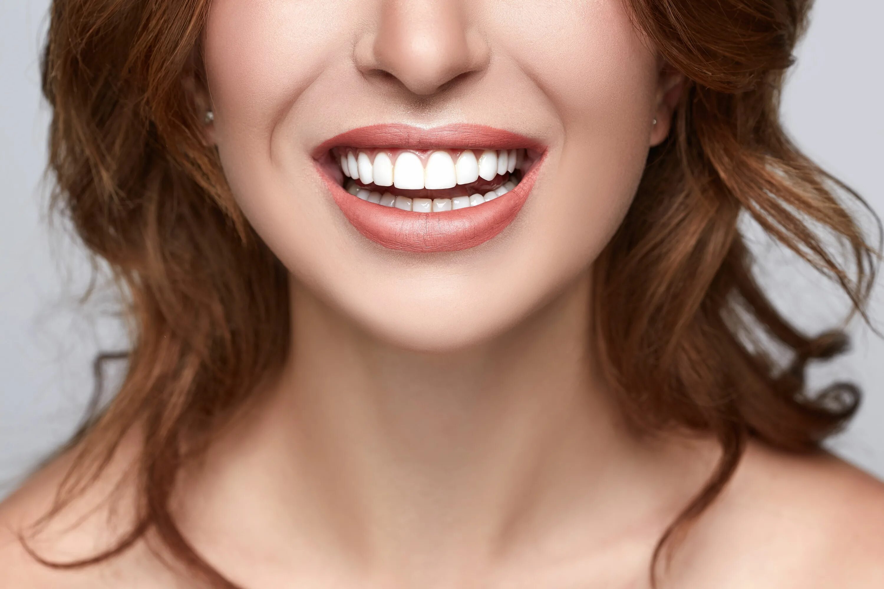 Голливудская улыбка виниры. Красивые зубы. Красивые ровные зубы. Улыбка.