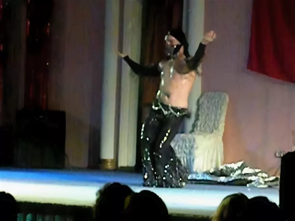 Dance of the part 2. Male belly dancer.