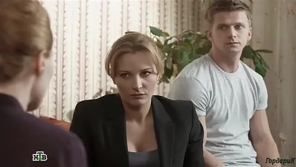 Под прицелом 2014 фильм. Под прицелом фильм 2021. Татьяна арнтгольц снайперы любовь под прицелом. Снайперы любовь под прицелом устюгов. Под прицелом фильм 2018.