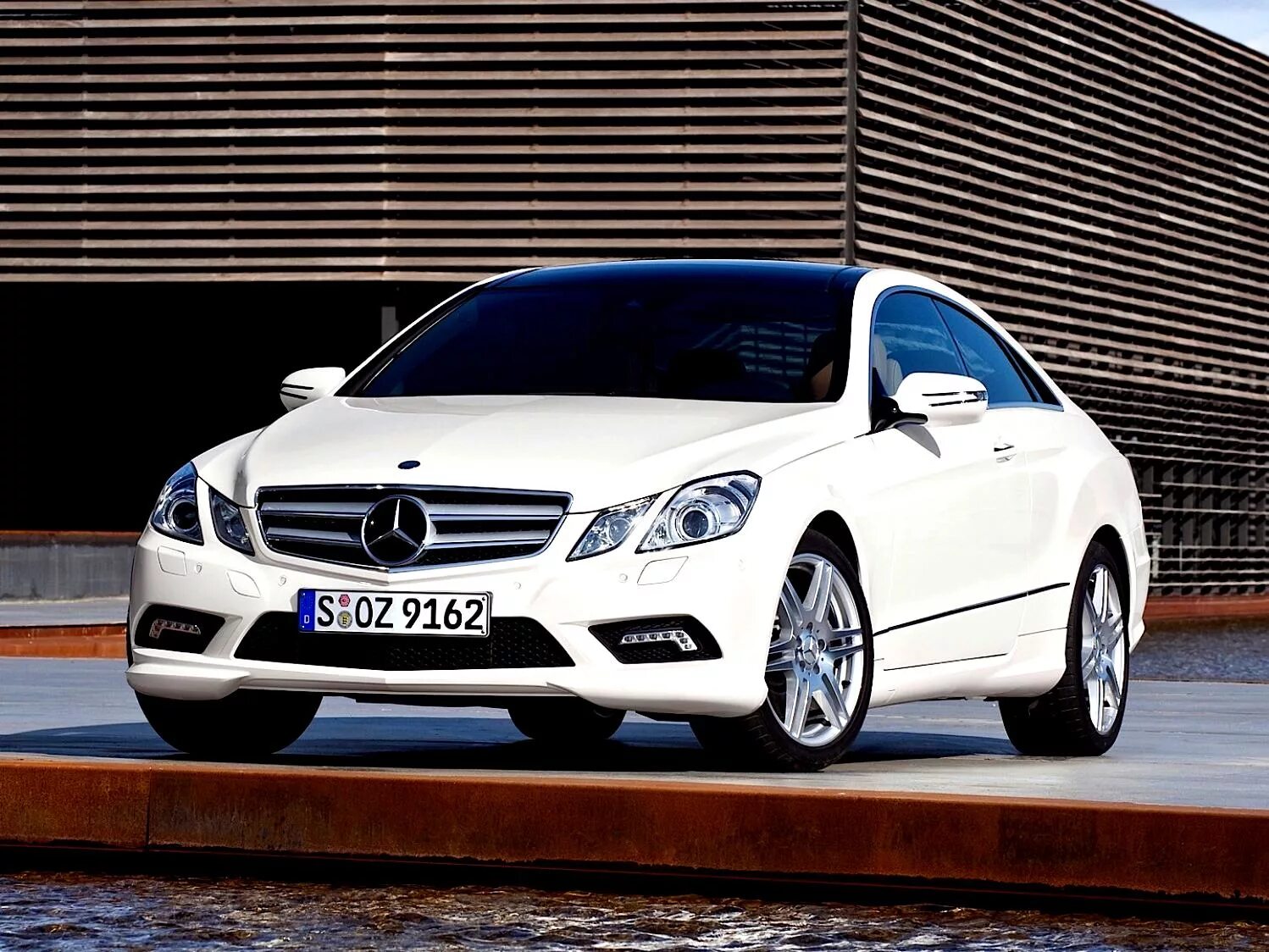Мерседес е тесты. Mercedes-benz e coupe (c207). мерседес бенц купе е класс 2012. mercedes c207 amg. mercedes benz 207.
