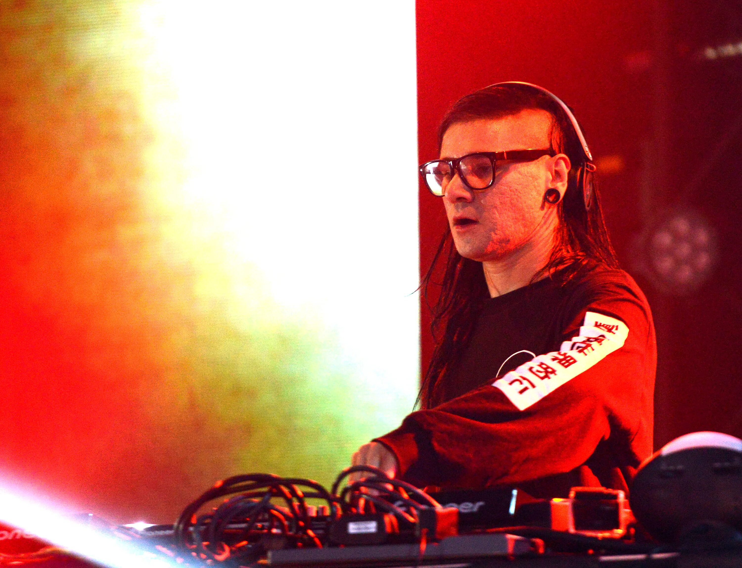 Скриллекс песни. Skrillex. Skrillex сейчас. Skrillex с бородой. Skrillex фото сейчас.