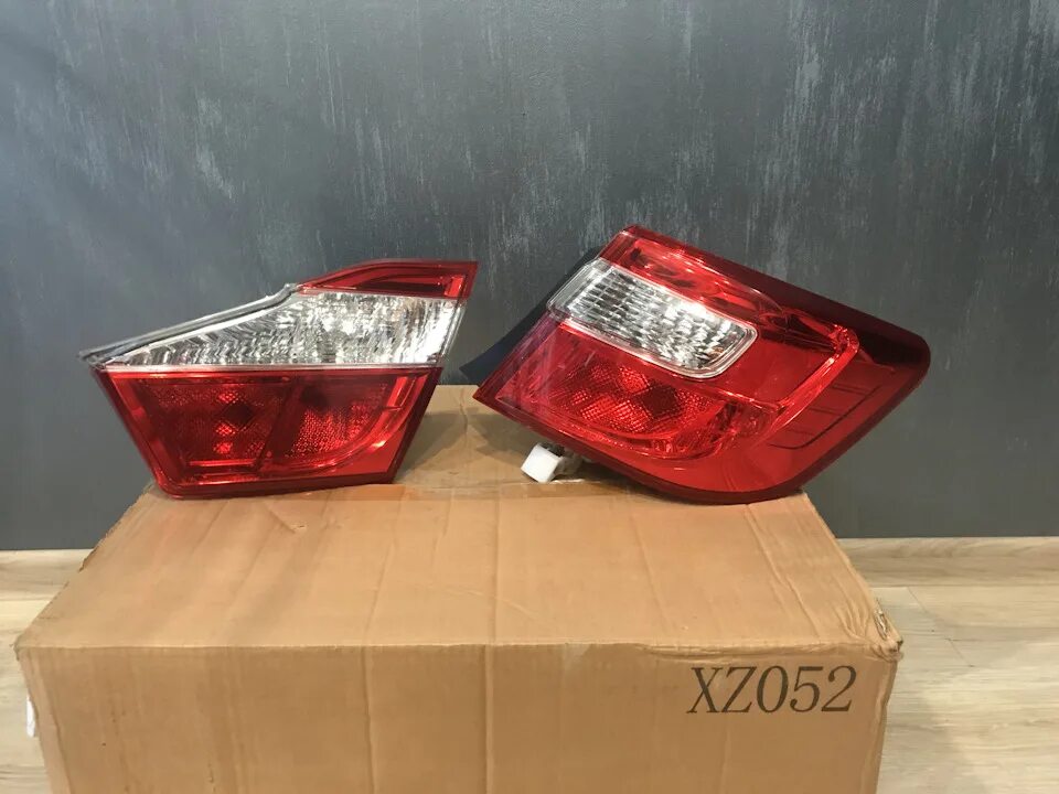 Задние фонари камри 50. Toyota camry 40 задние фары. Тойота камри 2011 задние фары. Фонари камри 40. Задние фонари камри 40.